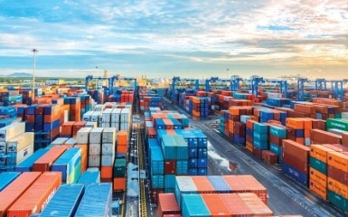 Tại sao nhiều doanh nghiệp ưu tiên thuê container cũ làm kho? – Giải pháp tiết kiệm, hiệu quả 2025