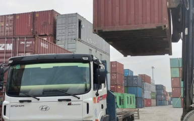 Sân bay Long Thành tăng tốc hậu cần, container thuê lên ngôi