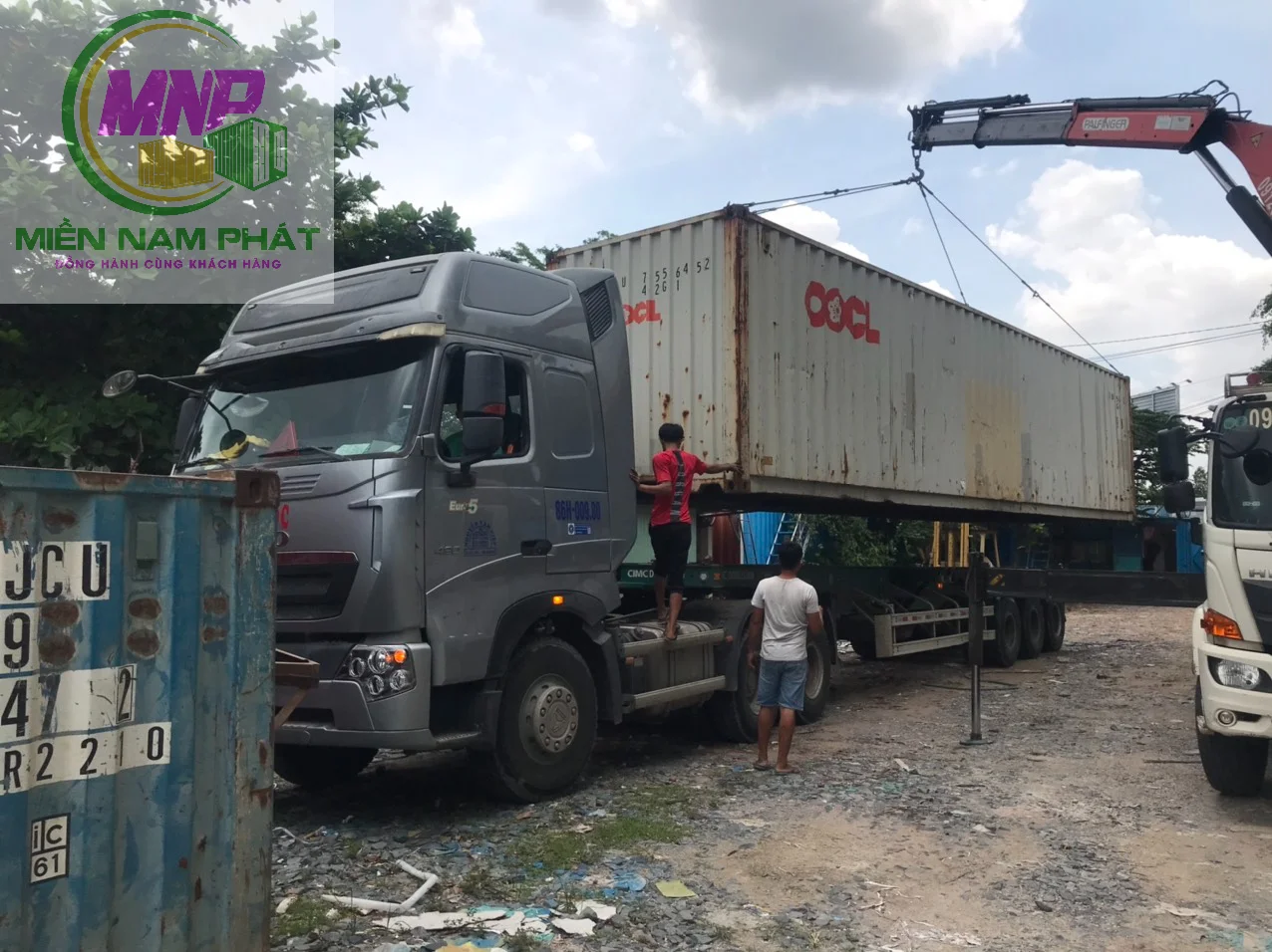 Container 40HC cao và container 40ft cho thuê tại KCN Xuyên Á Long An