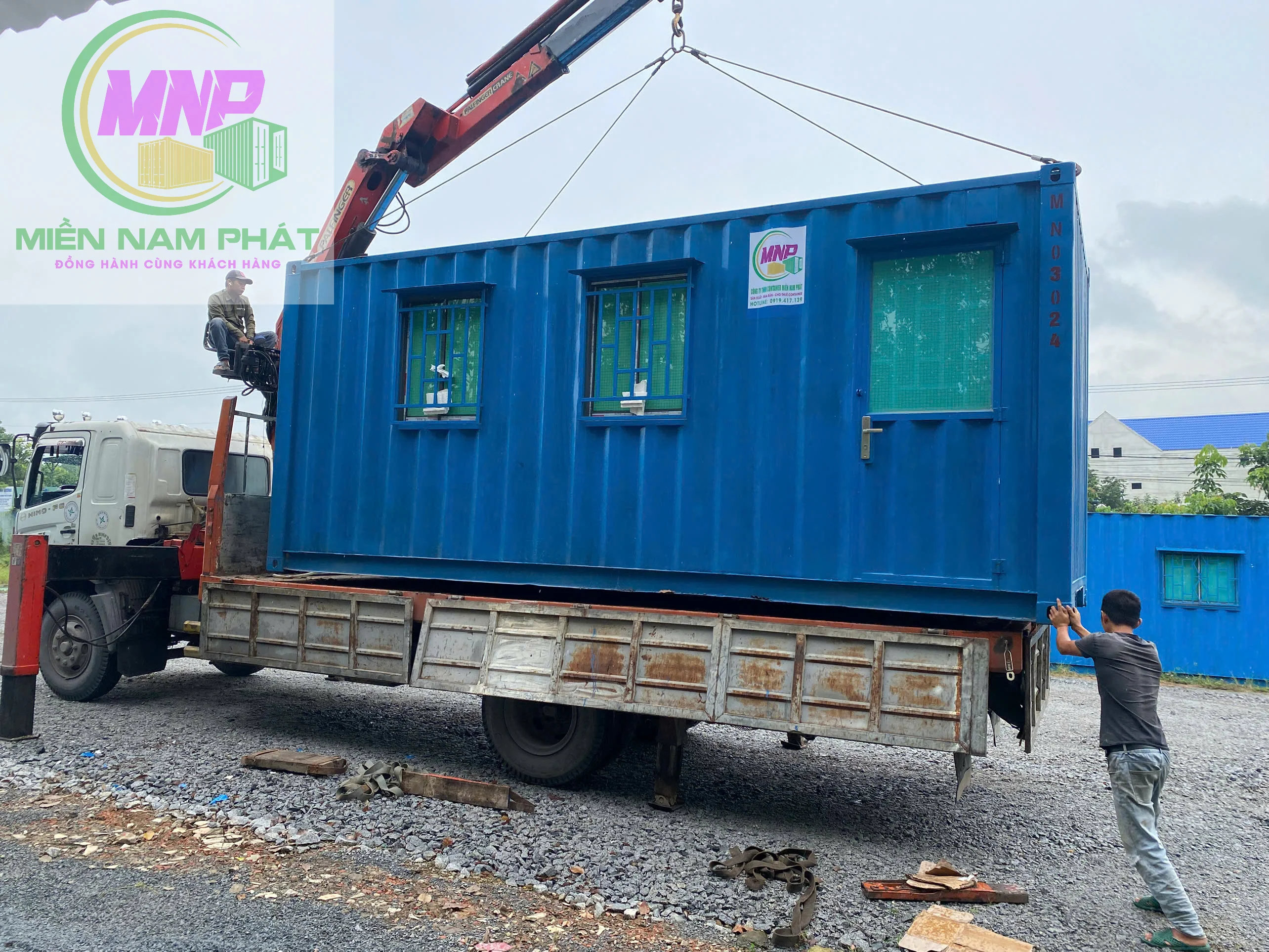Container làm kho gần cửa khẩu Mộc Bài Tây Ninh