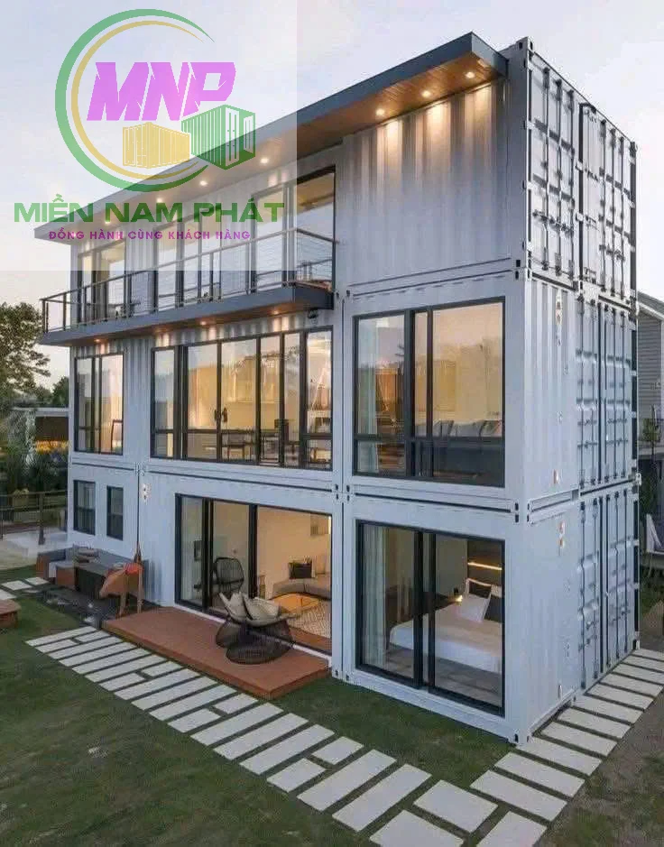 Long An giữ vai trò trung chuyển logistics giữa TP.HCM và miền Tây