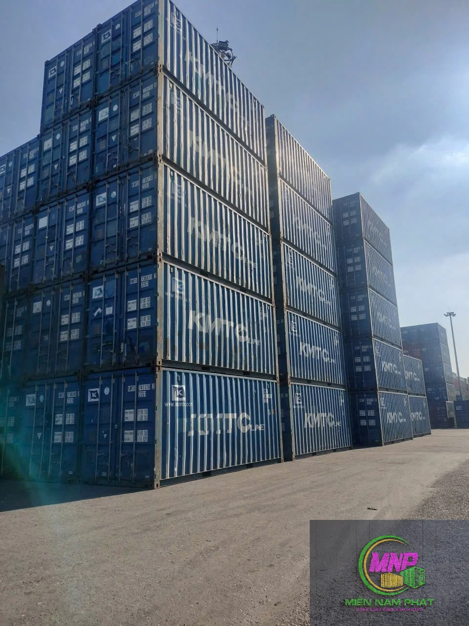 Văn phòng điều phối logistics tại Tây Ninh phục vụ điều hành xe, nhân sự và tiến độ giao nhận